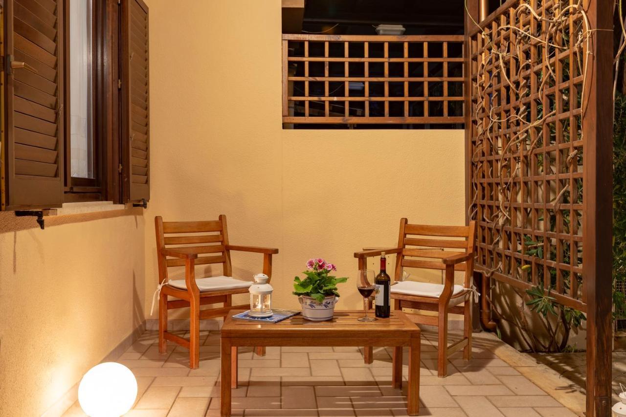 Villa Giaggia - Vicino Il Mare ซานวิโต โลคาโป ภายนอก รูปภาพ
